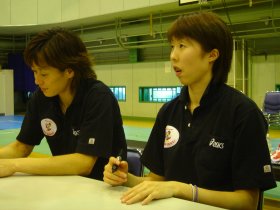 写真：江口理代選手と細川麻美選手