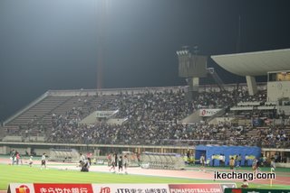 写真：メインスタンド南（FC東京戦）