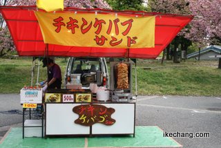 写真：チキンケバブサンドの出店（京都サンガF.C.対モンテディオ山形）