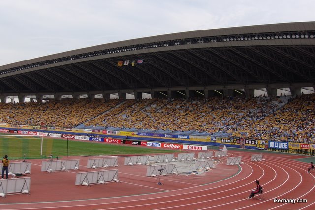 写真：試合前のバックスタンド（ベガルタ仙台vs.モンテディオ山形）