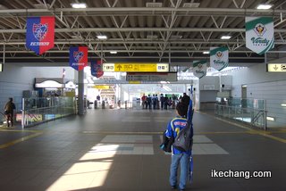 写真：飛田給駅構内（FC東京vs.モンテディオ山形）