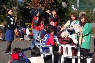 写真：山形いも煮全国展開事業のテレビ取材（FC東京vs.モンテディオ山形）