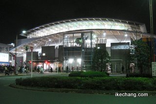 写真：試合後の飛田給駅（FC東京vs.モンテディオ山形）