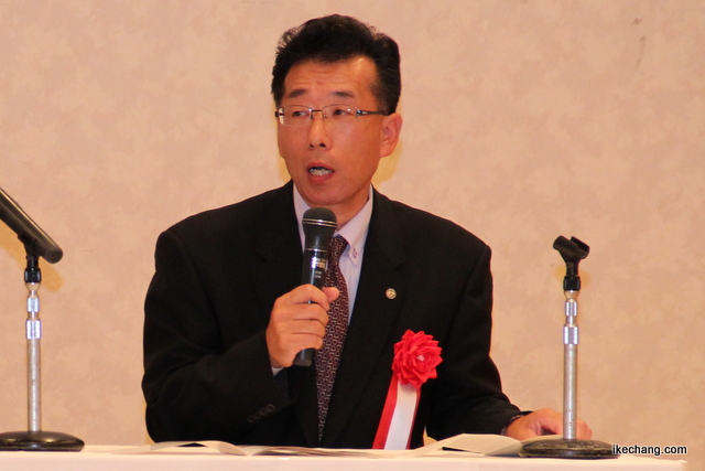 写真：清水保生・島根県安来市総務部長（全国将棋サミット2015）