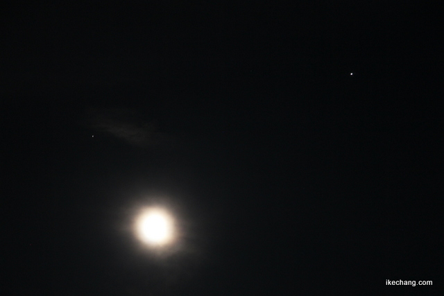 写真：月と木星と土星