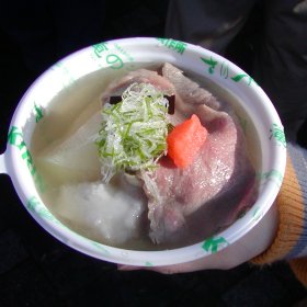 写真：県産黒毛和牛塩しゃぶ鍋
