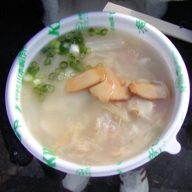 写真：中国瓦房店「海鮮松茸鍋」